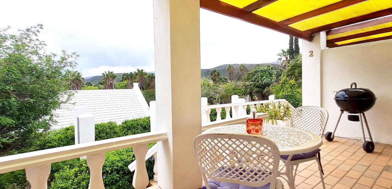 Montagu Little Sanctuary - Free Hot Spring Access - For June And July Монтегю Экстерьер фото