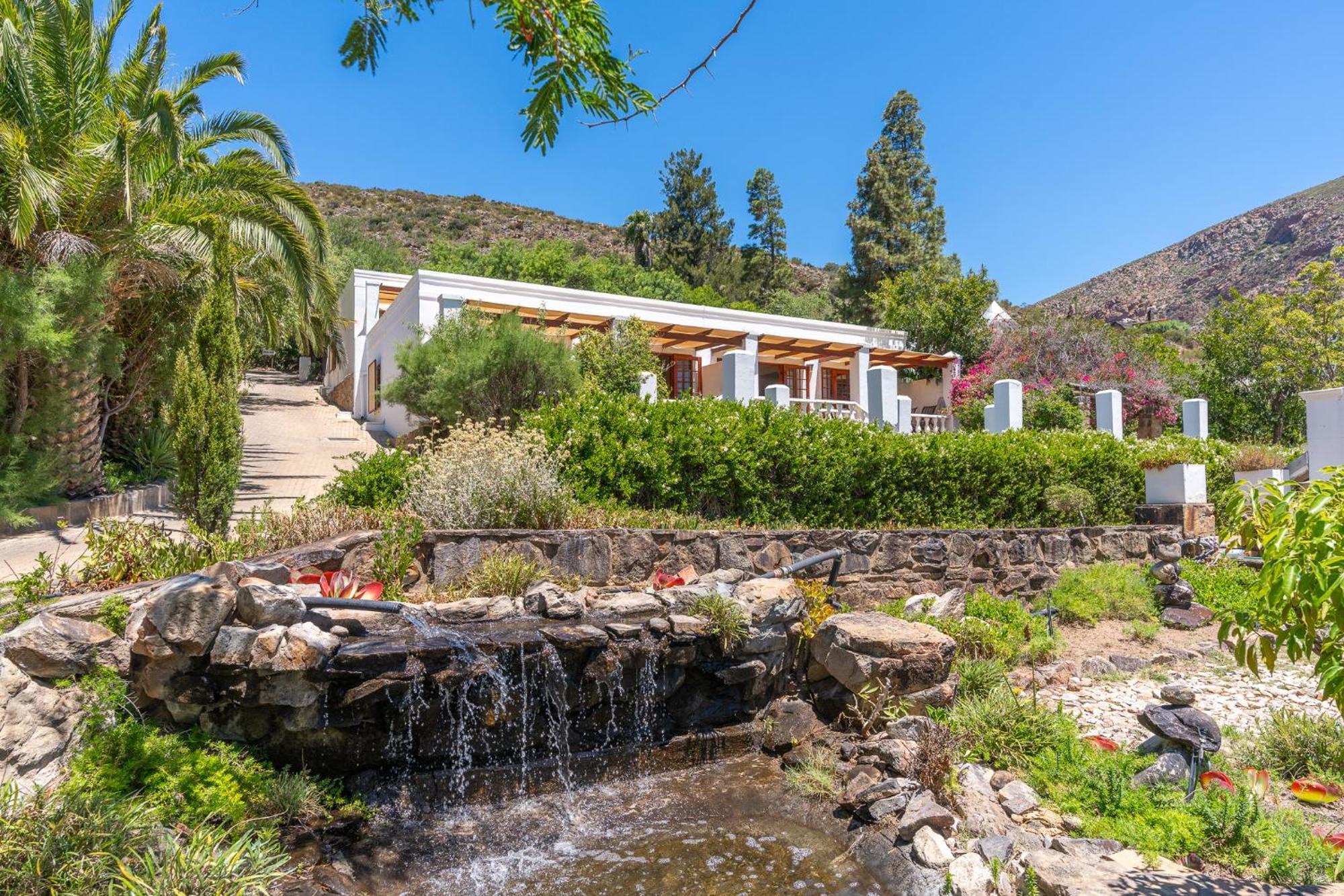 Montagu Little Sanctuary - Free Hot Spring Access - For June And July Монтегю Экстерьер фото