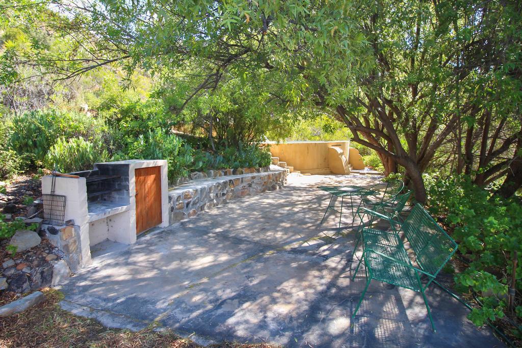 Montagu Little Sanctuary - Free Hot Spring Access - For June And July Монтегю Экстерьер фото