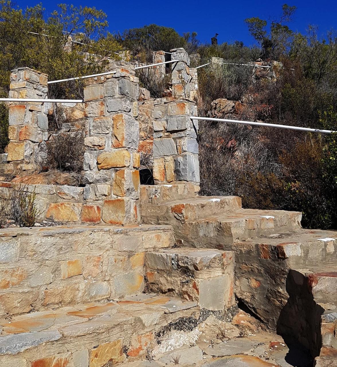Montagu Little Sanctuary - Free Hot Spring Access - For June And July Монтегю Экстерьер фото